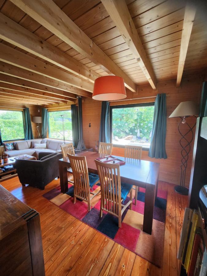 Le Chalet Du Cerf - Chambre D'Hote Somme-Leuze Exterior photo
